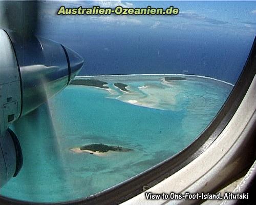 Blick aus dem Flugzeug auf die Lagune