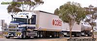 Road Train bei Alice Springs