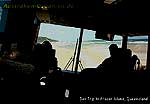 im schaukelnden Bus