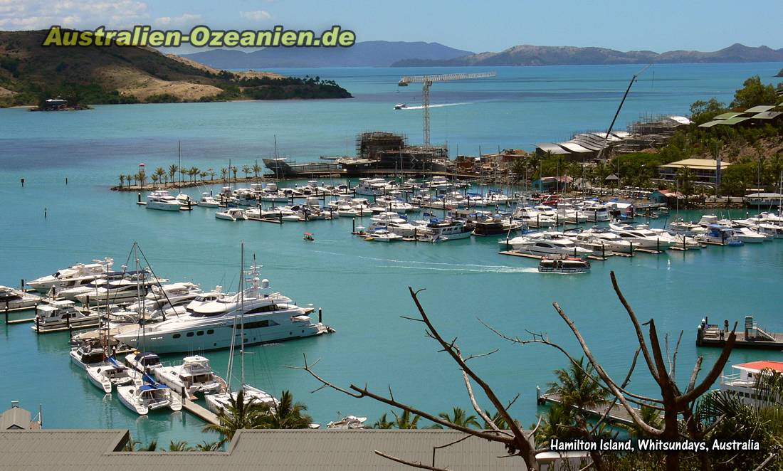 Blick über den Hafen von Hamilton Island