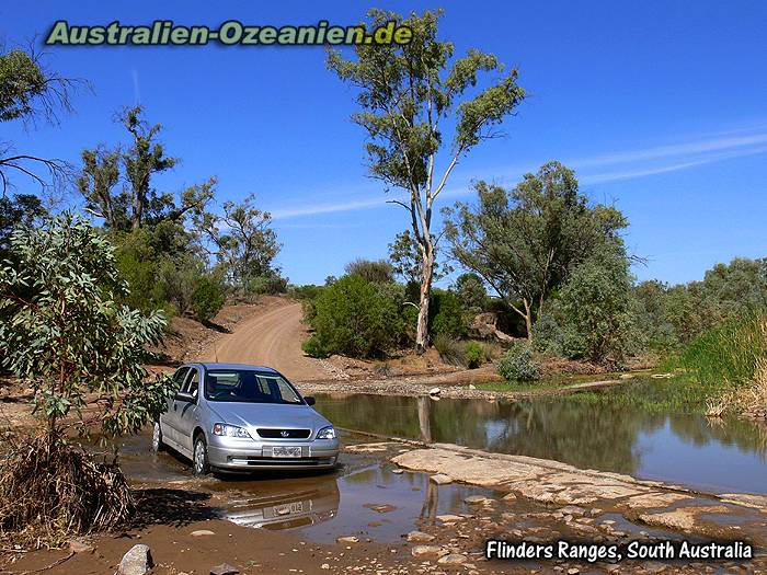 "Other Road" - Fahrt durch Wasser