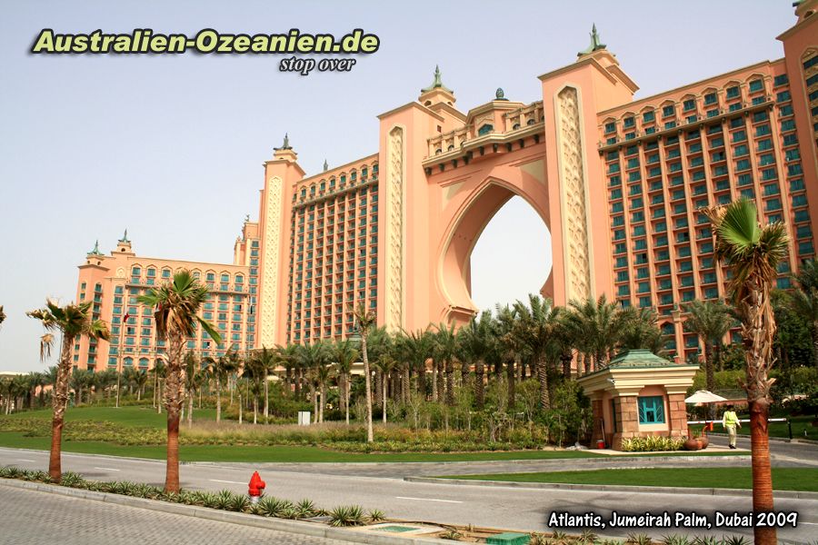 Hotel Atlantis - Blick von der Straße