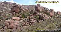 klüftige Felsen im Freycinet NP