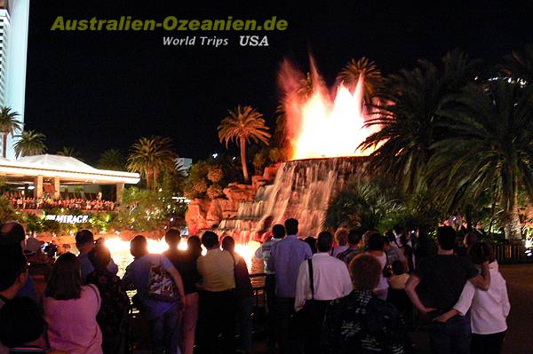 Las Vegas - volcano at Mirage