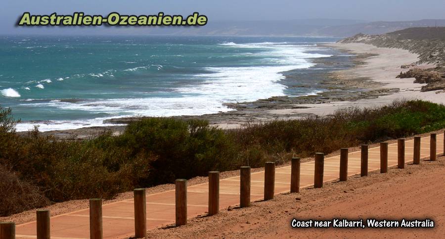 Wanderweg oberhalb der Klippen